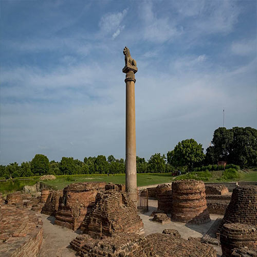 The-Pillars-of-Ashoka-(Ashoka’nın-Sütunları)-–-Delhi-ve-Allahabad